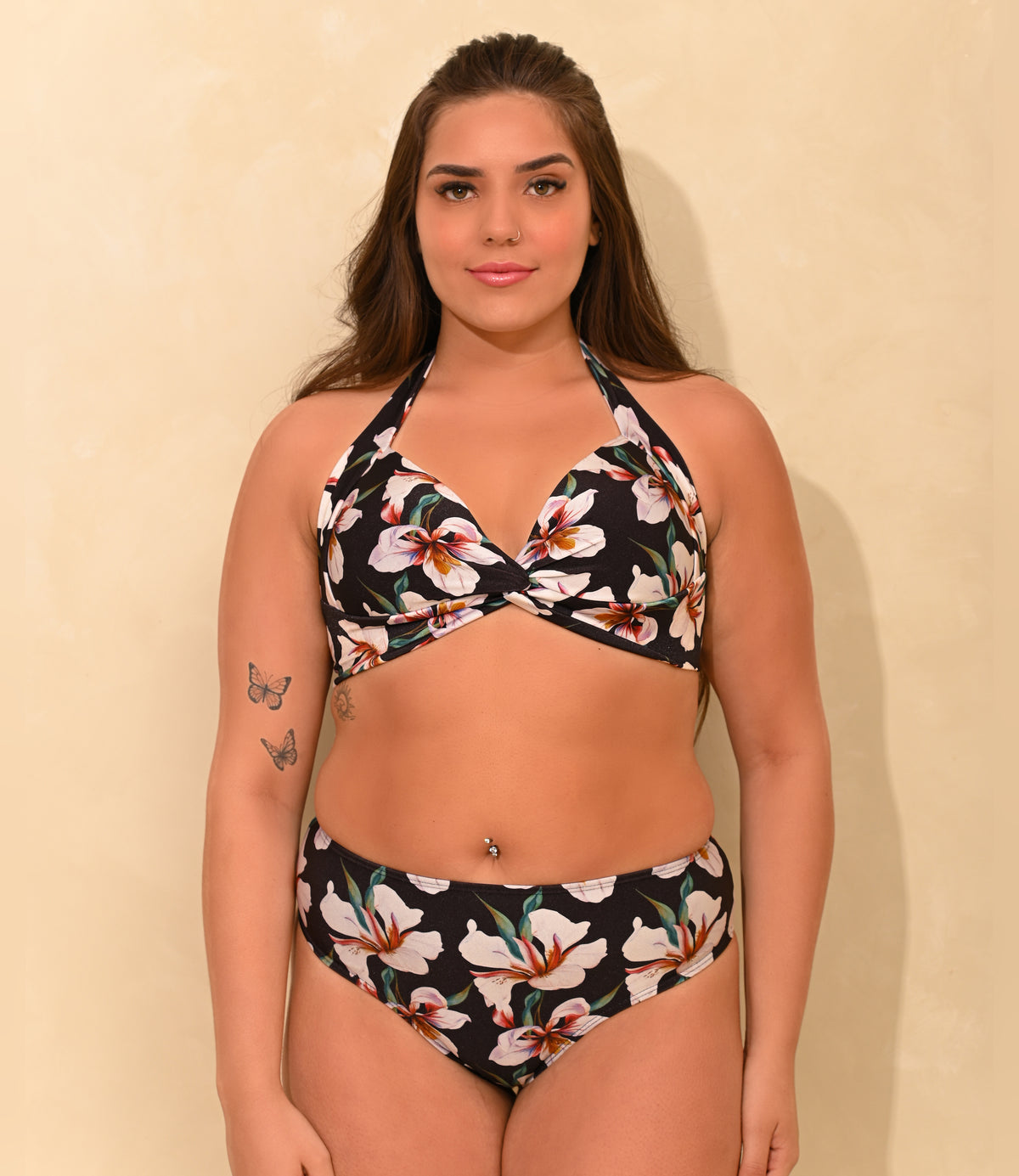 Calcinha Mariah Estampada Magnólia, biquíni completo, frente