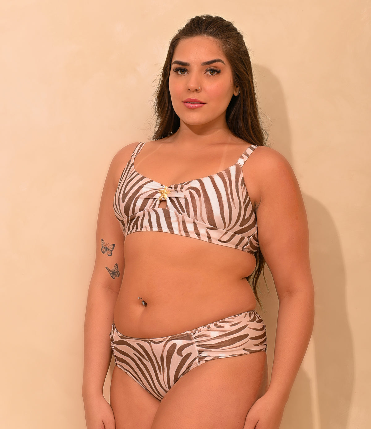 Conjunto de Biquíni – Top Manoella Estampado & Calcinha Aline Estampada · Safari, corpo inteiro