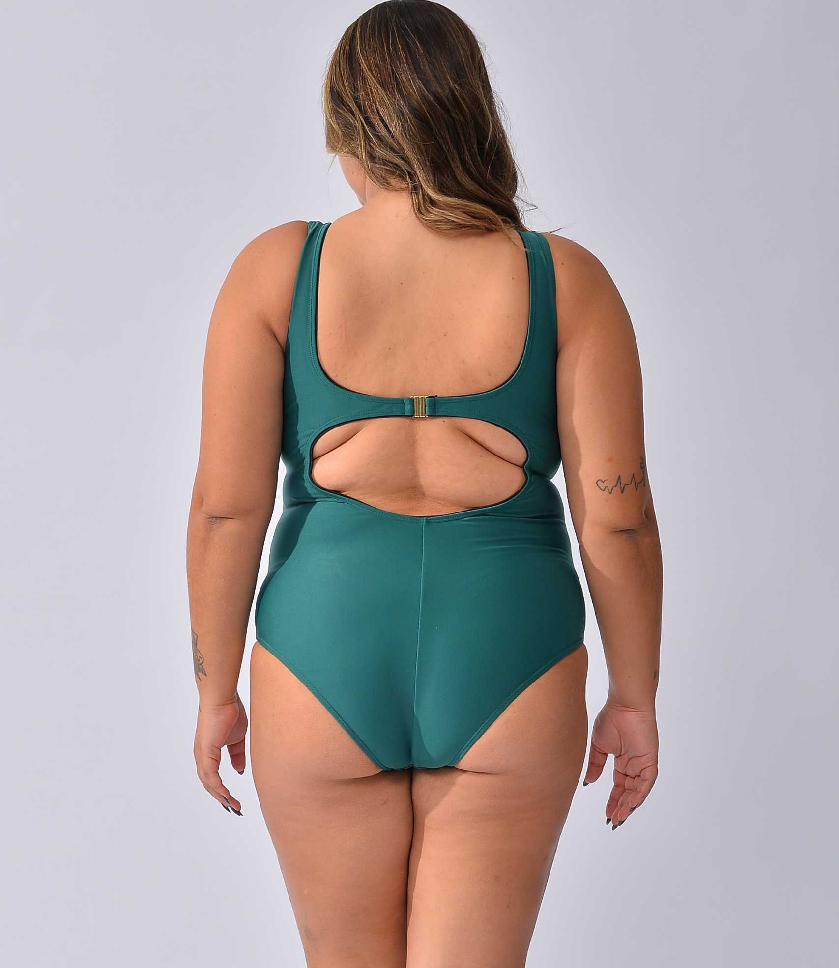 Maiô Natação com Abotoador nas Costa Serena