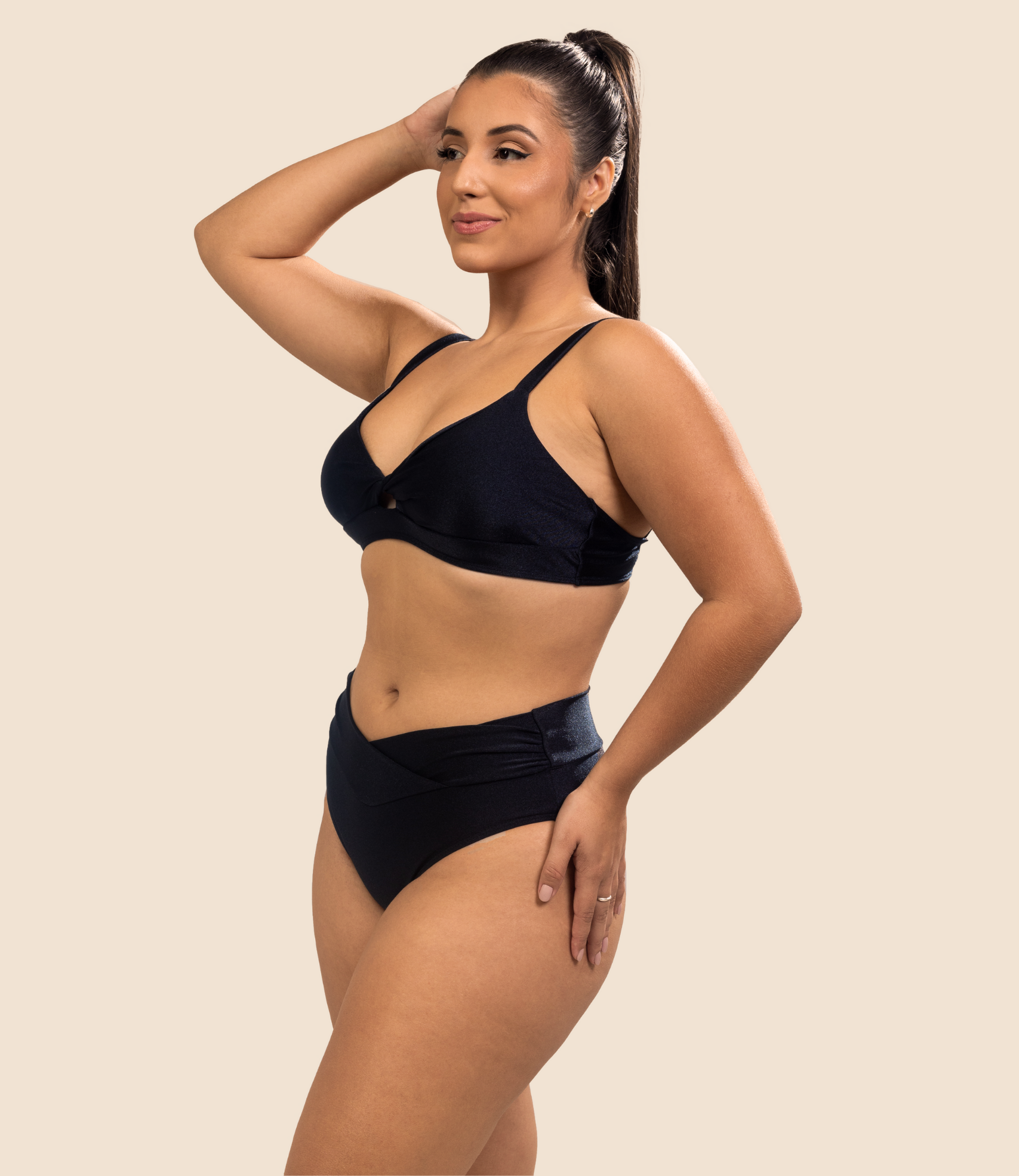 Top Meia Taça Liso Manoella + Calcinha Hot Pants Lisa Betina