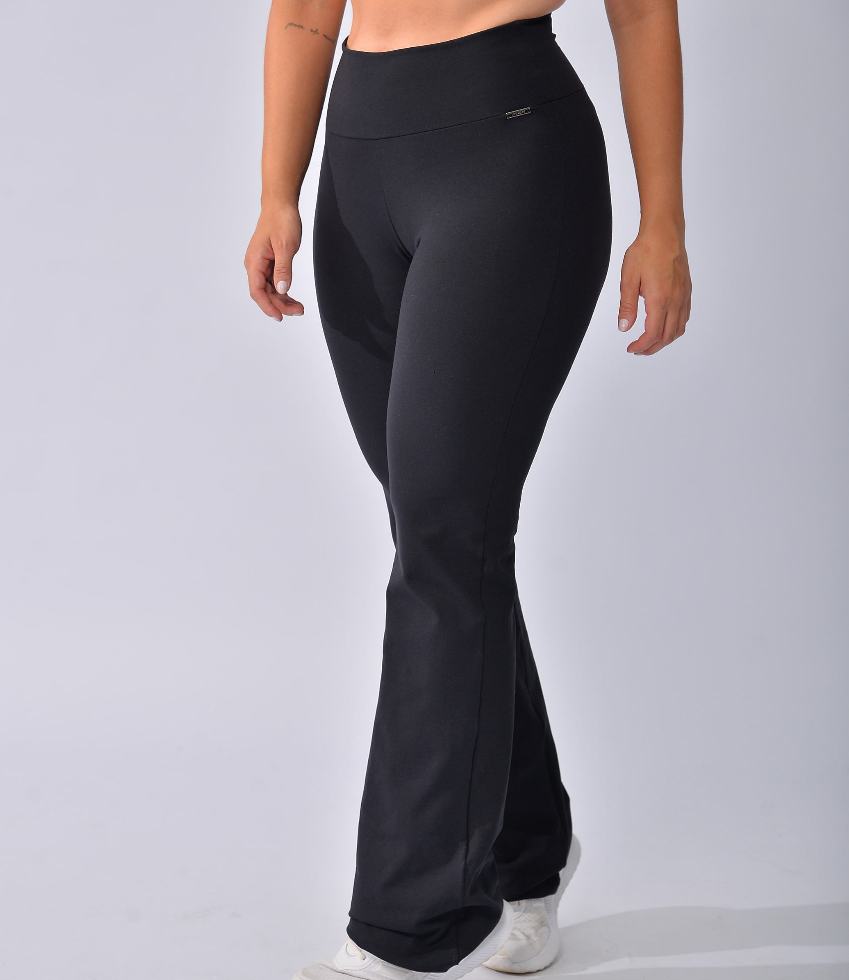 Camiseta Dry Leve+Calça Fitness Flare