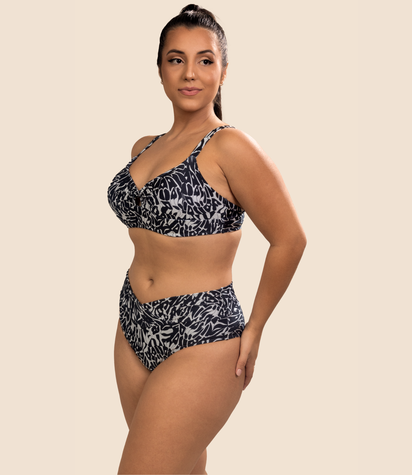 Top Meia Taça Manoella + Calcinha Hot Pants Betina