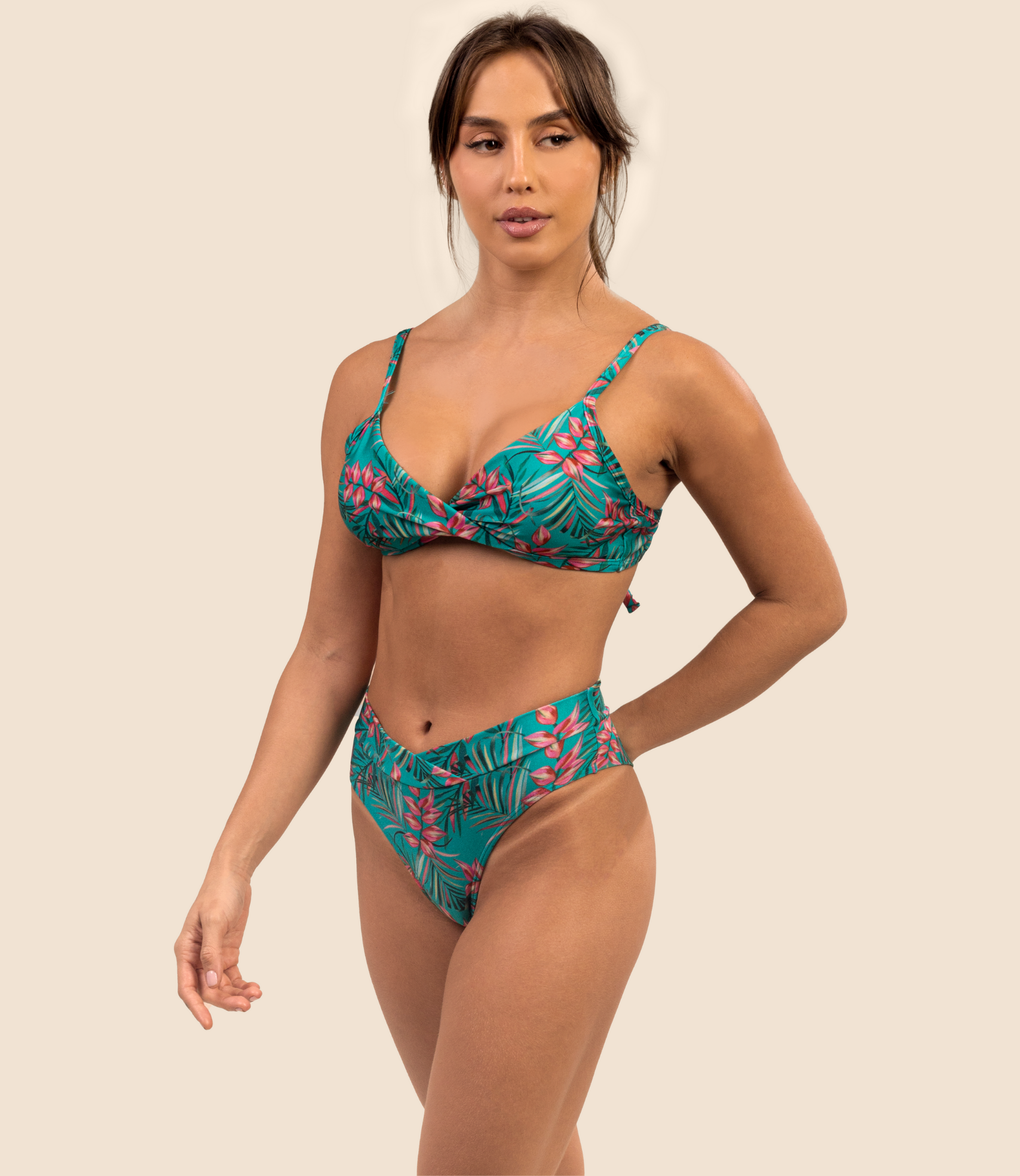 Top Meia Taça Estampado Kiara + Calcinha Hot Pants Estampada Martina