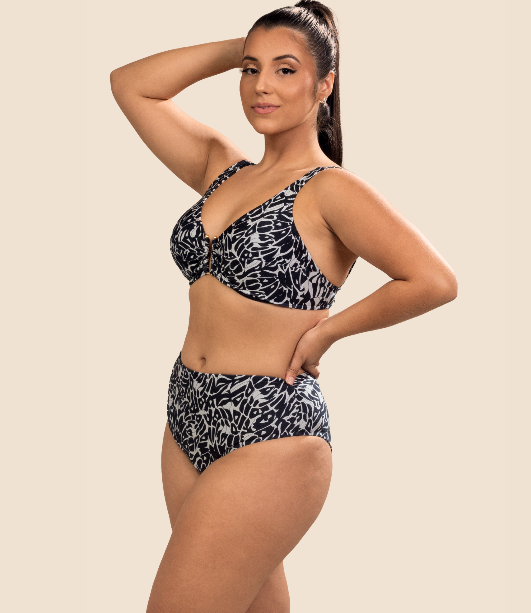 Top Triangulo Zoe + Calcinha De Biquini Hot Pants Alice