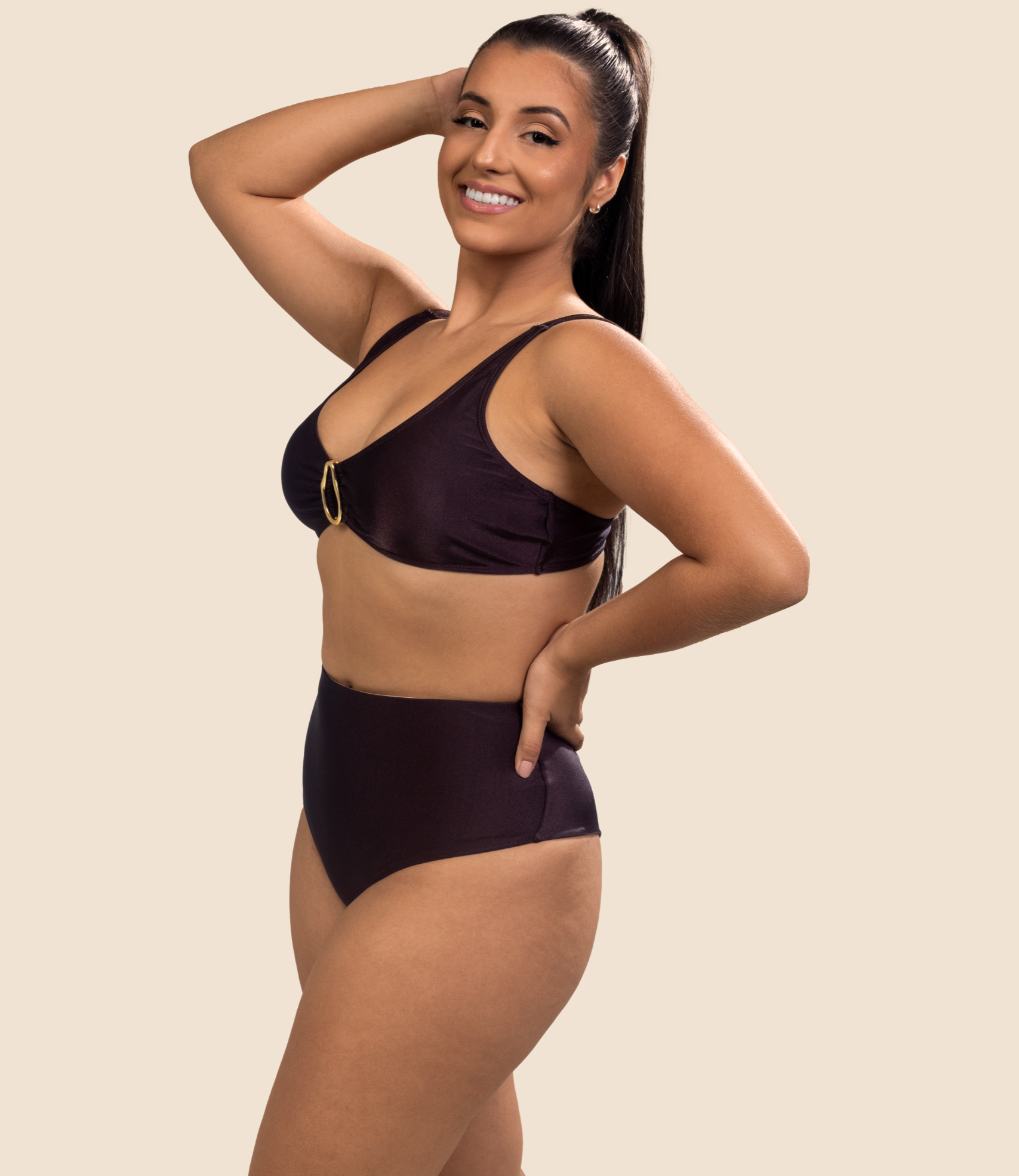 Top Triangular Liso Maitê + Calcinha De Biquíni Hot Pant Liliane