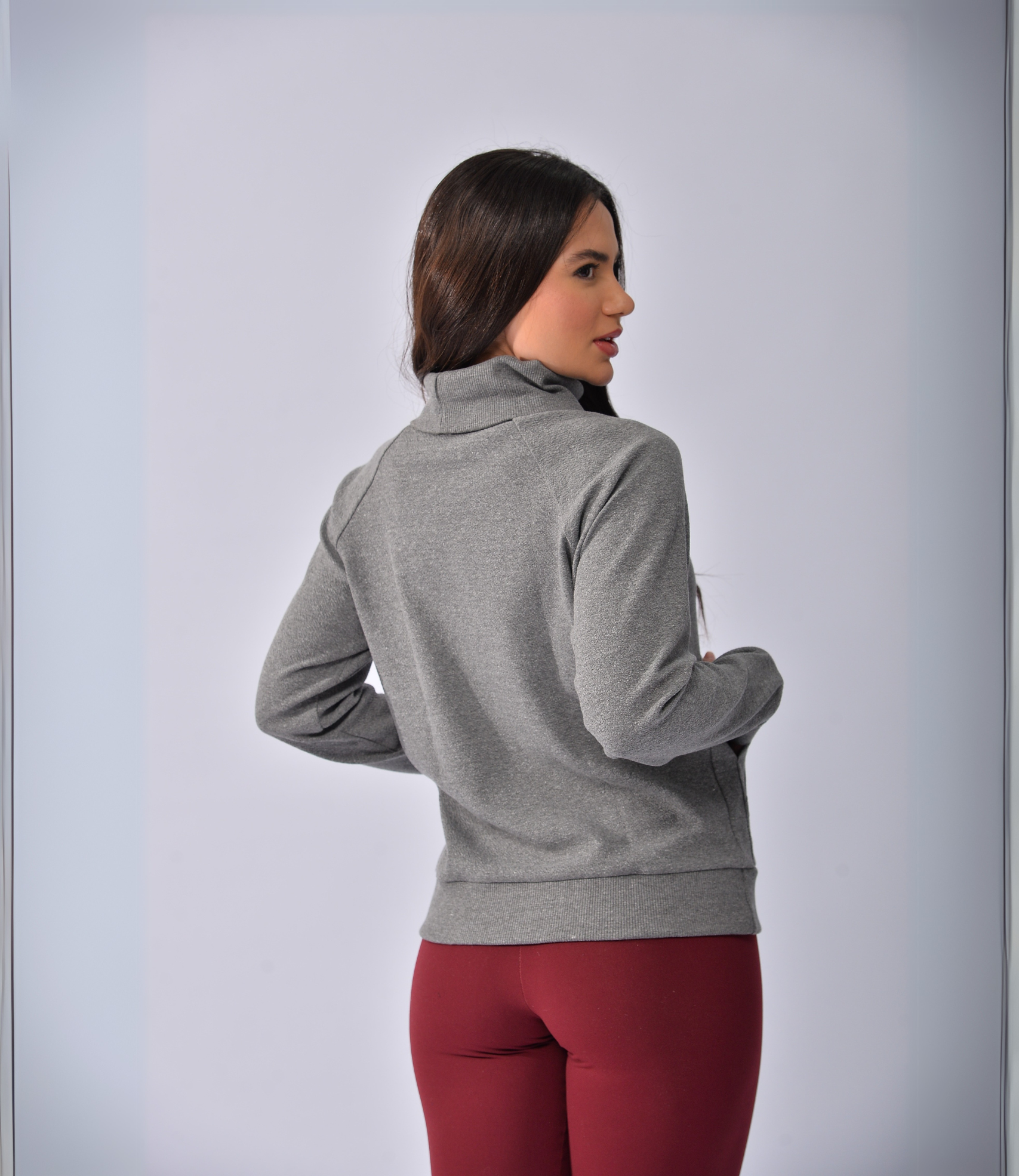 Blusa de Moletom Gola Alta + Calça Legging Suplex