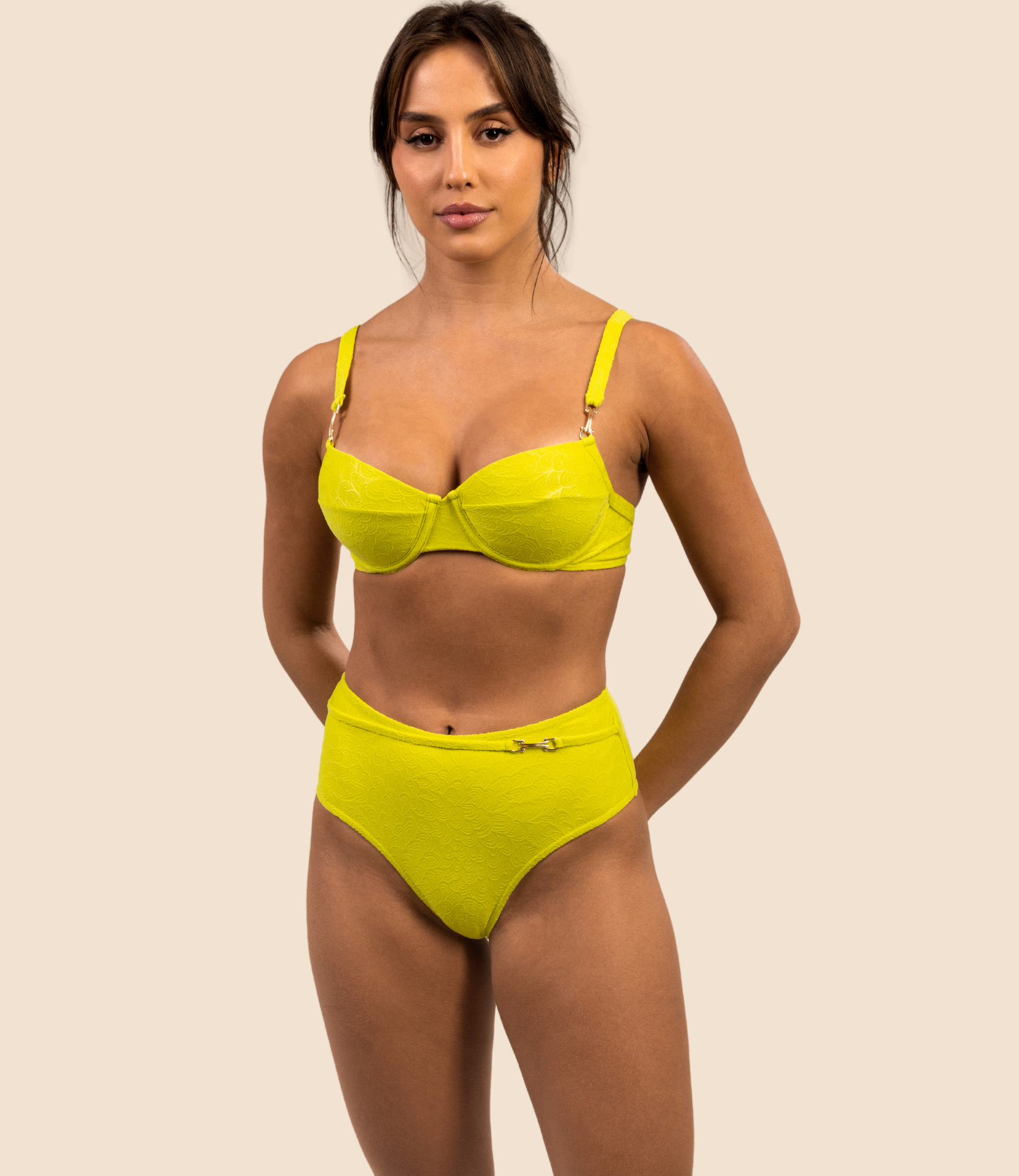 Top Meia Taça Texturizado Cléo + Calcinha Hot Pants Texturizado Bianca