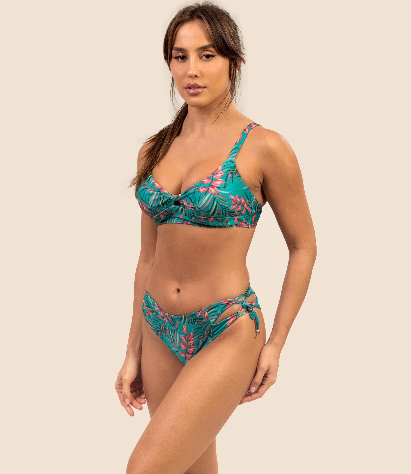 Top Meia Taça Estampado Manoella + Calcinha De Biquini Estampada Celina
