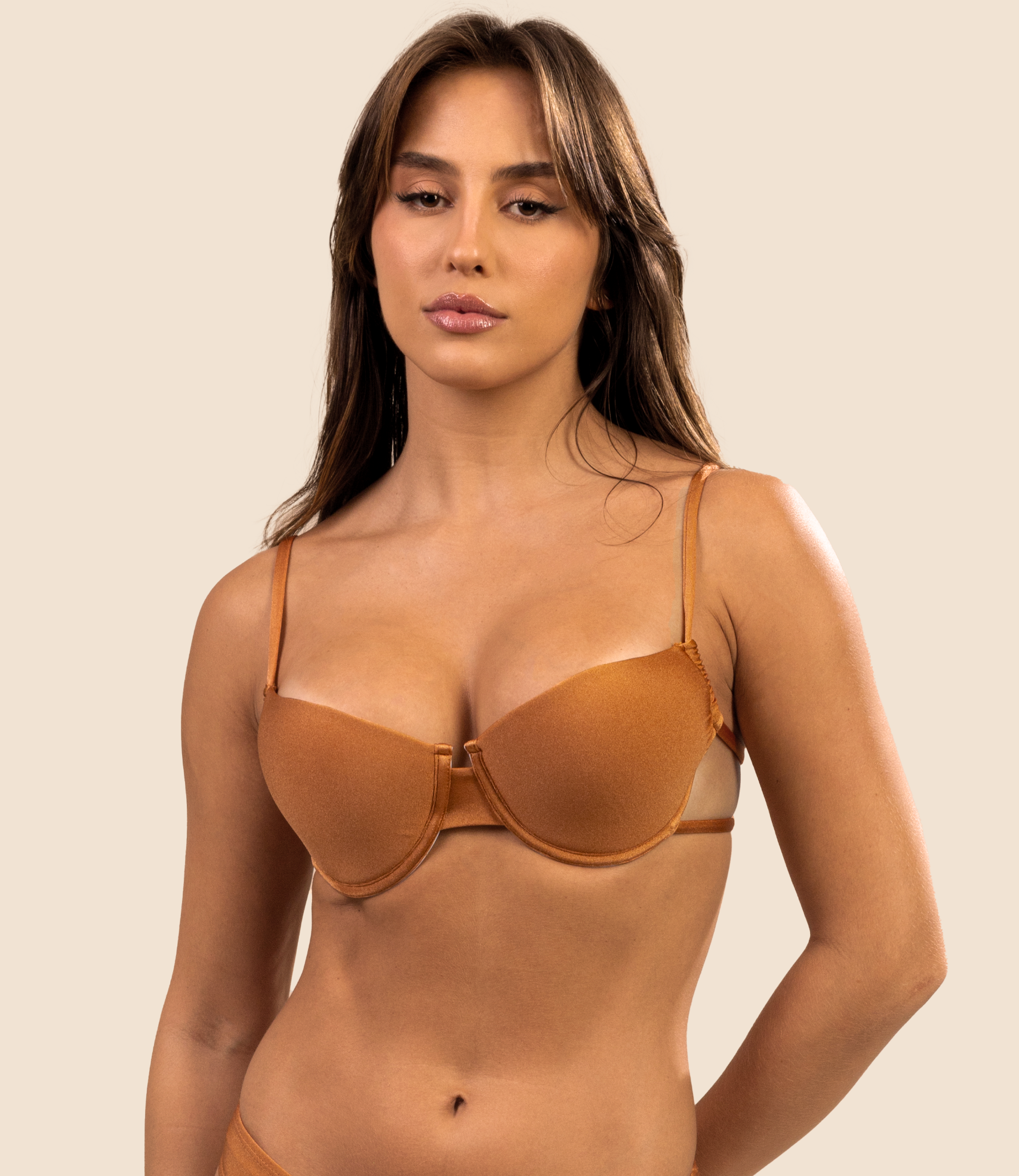 Top Meia Taça Trilobal Liso Ágatha