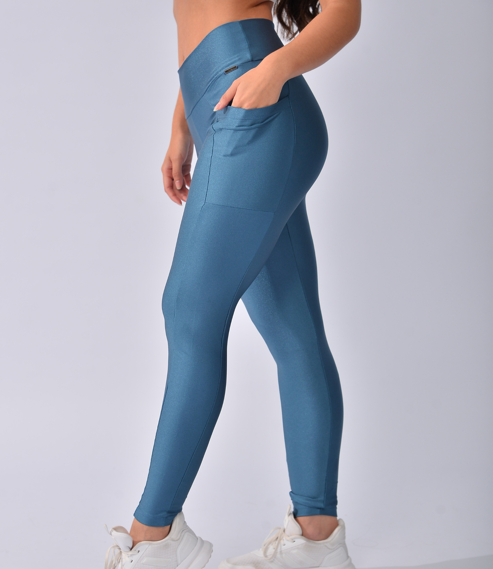 Calça Legging Lisa Trilobal com Bolsos Laterais Pulse