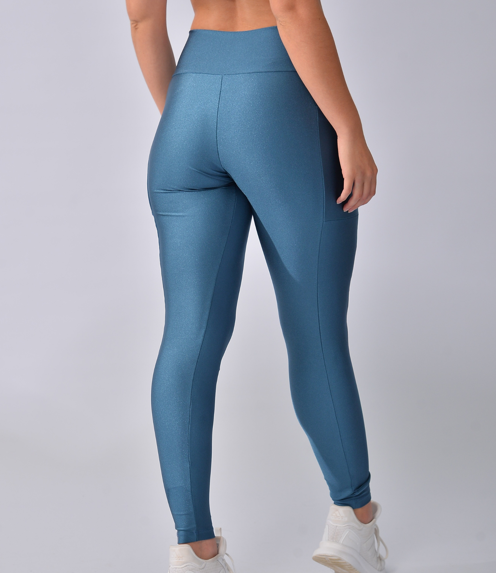 Calça Legging Lisa Trilobal com Bolsos Laterais Pulse