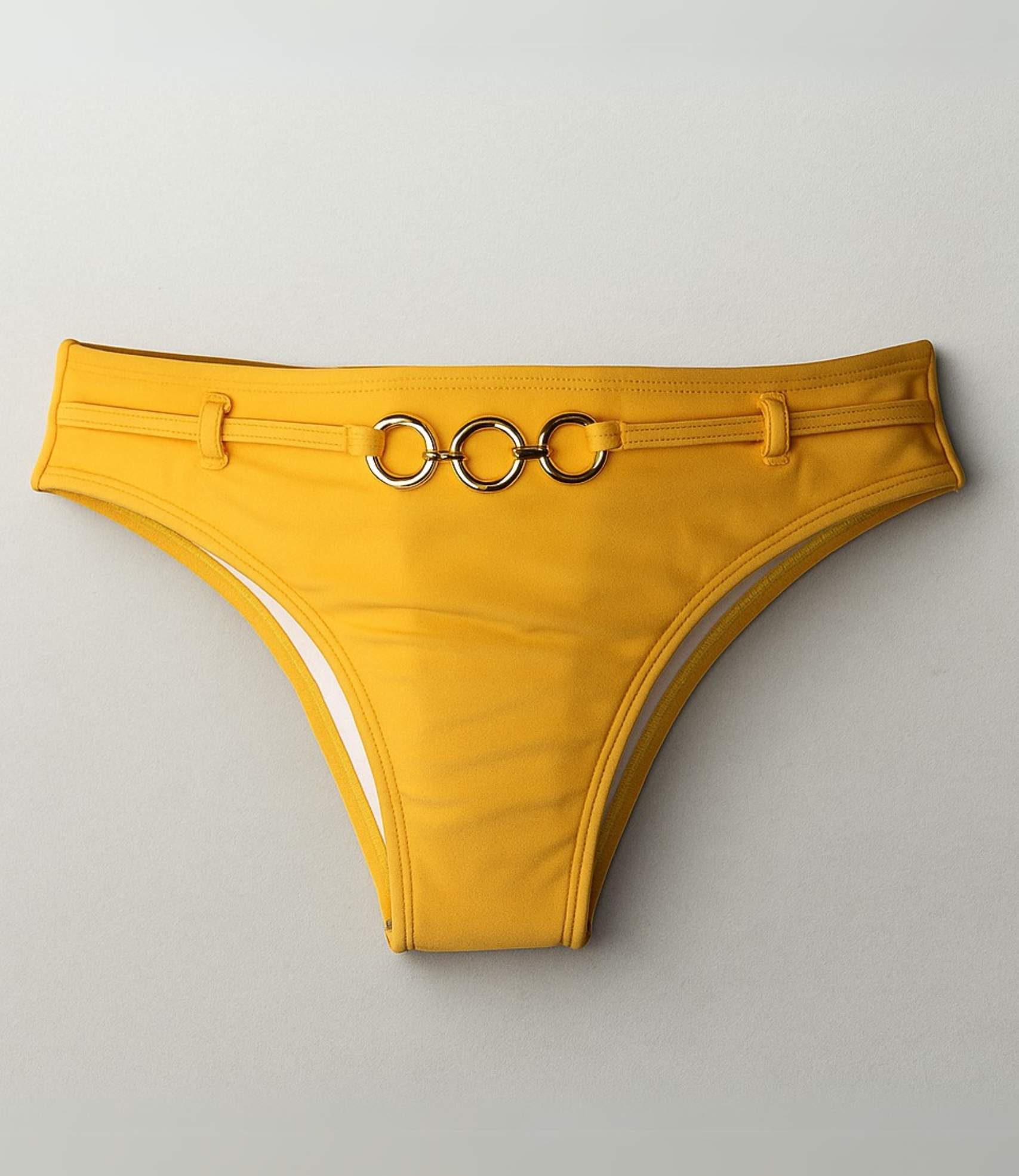 Calcinha de Biquíni com Argolas Lisa