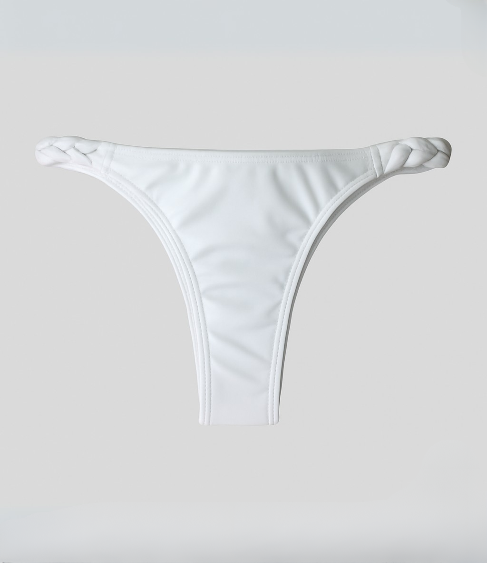 Calcinha Com Lateral Trançada Lisa