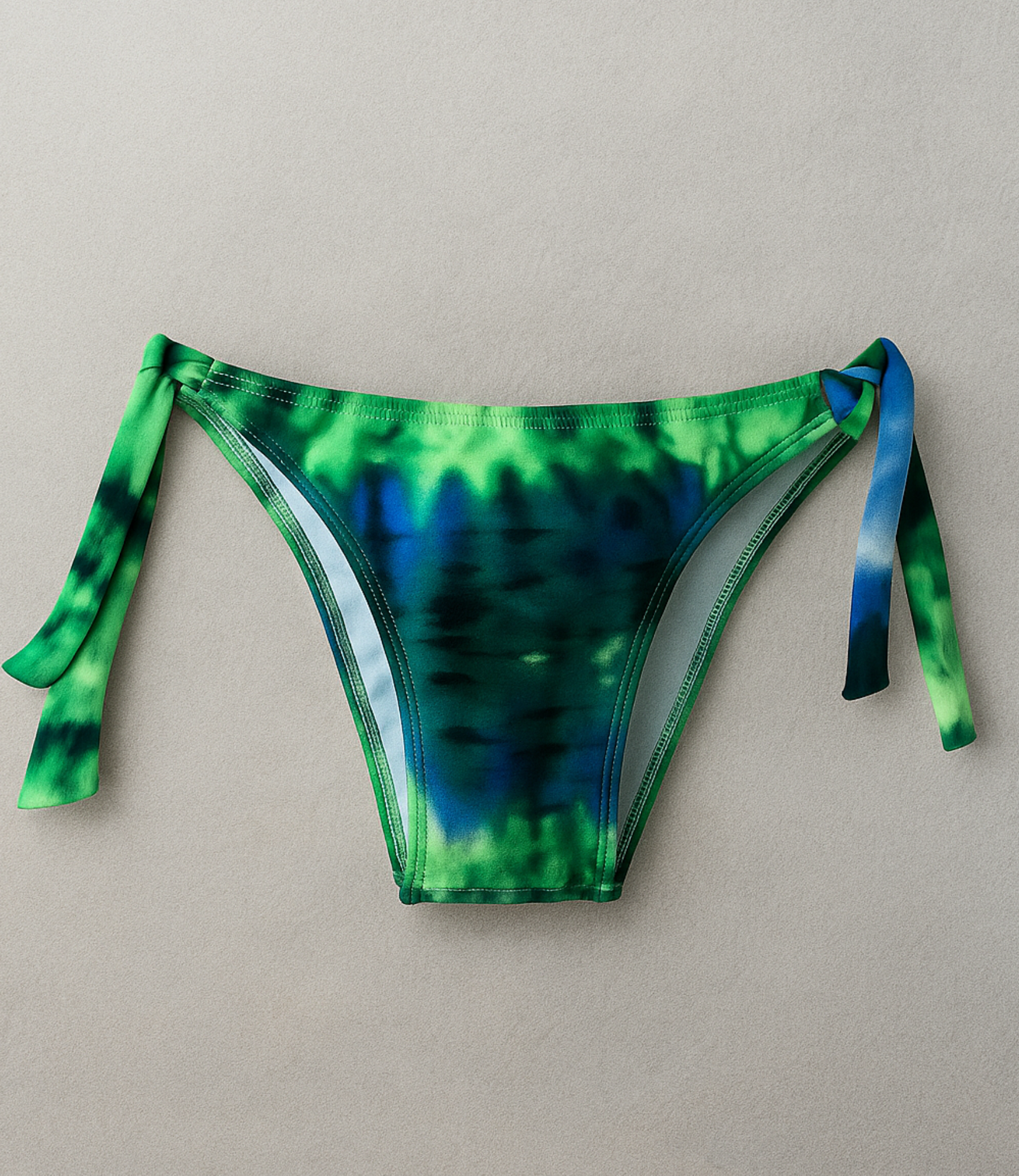 Calcinha de Biquíni com Amarração Lateral Larga Estampada