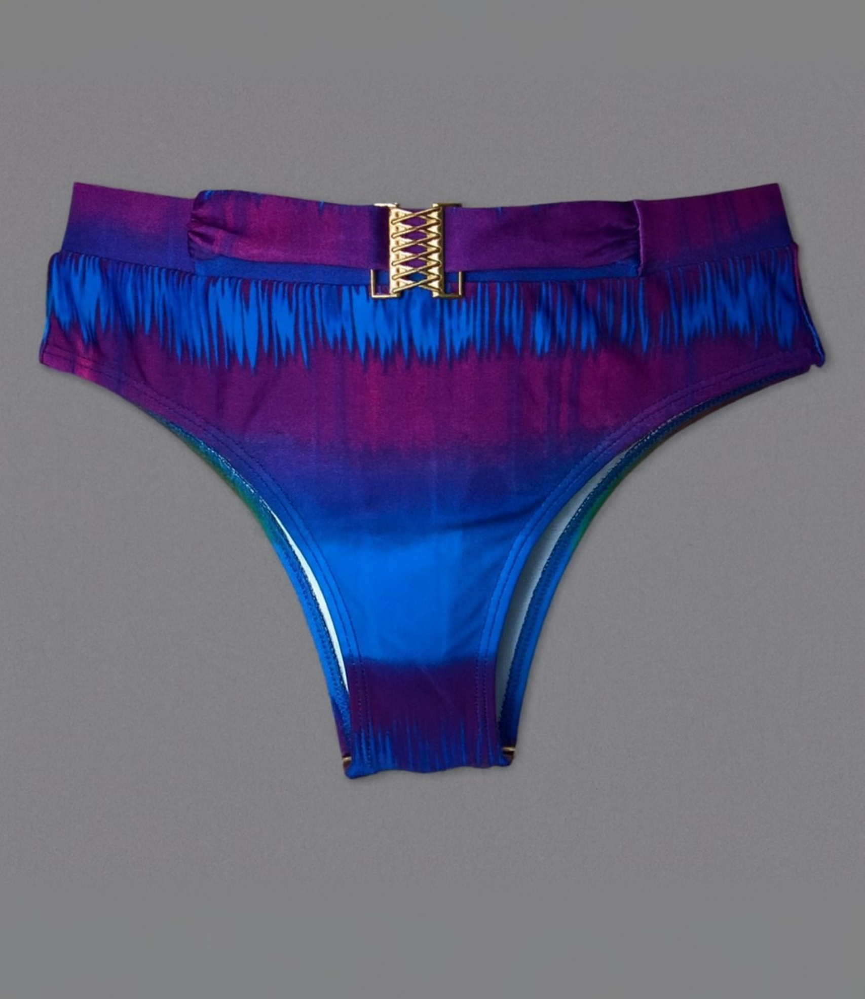 Calcinha de Biquíni com Cós Largo e Detalhe Dourado Estampada