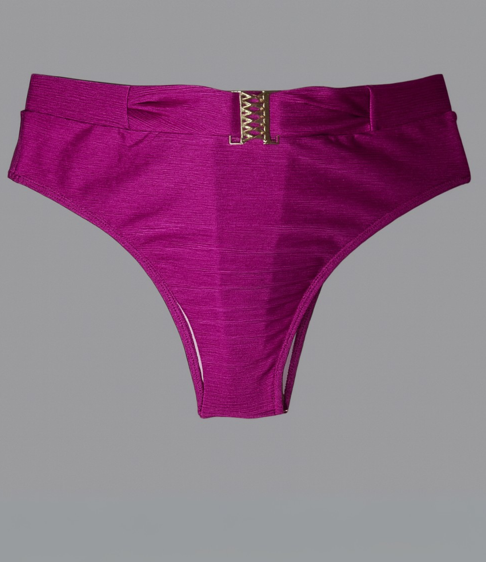 Calcinha de Biquíni com Cós Largo e Detalhe Dourado Trilobal Lisa