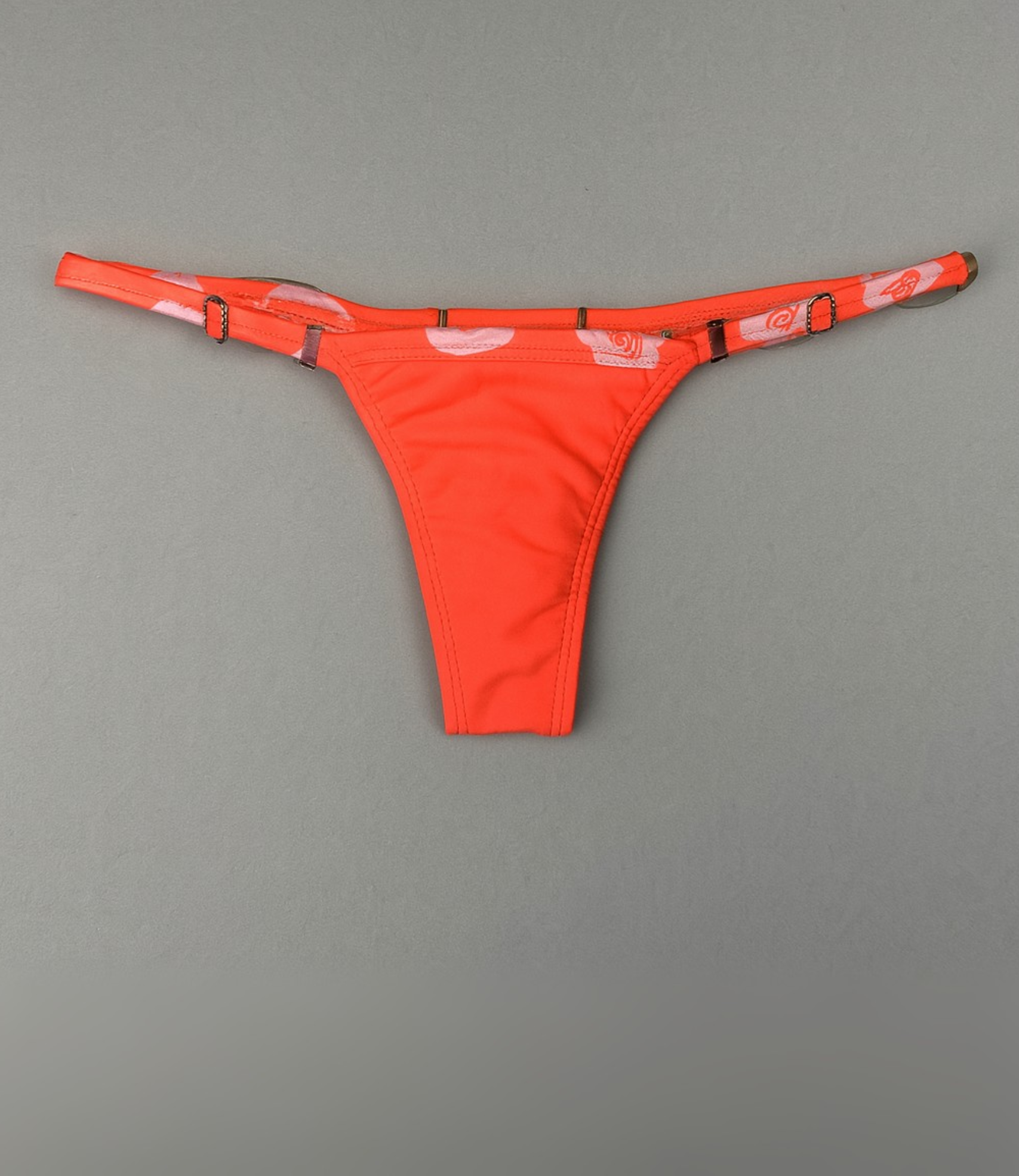 Calcinha Cavada Laterais Finas Lisa