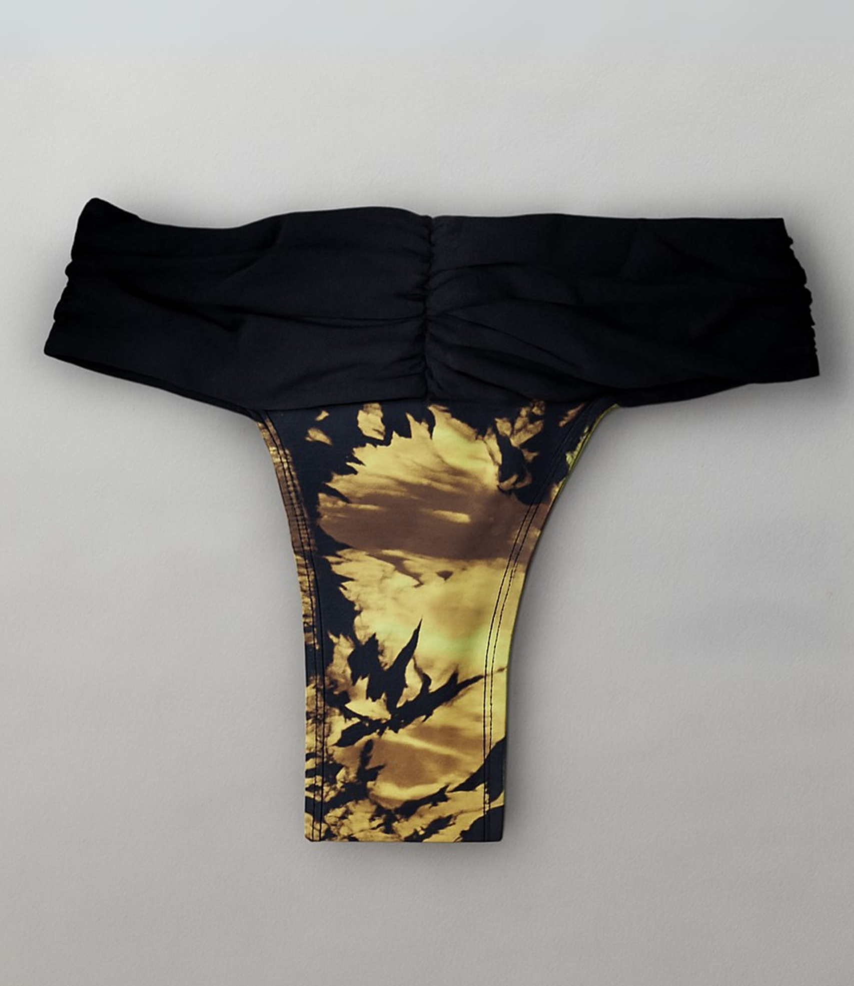 Calcinha de Biquíni com Drapeado nas Laterais Estampada