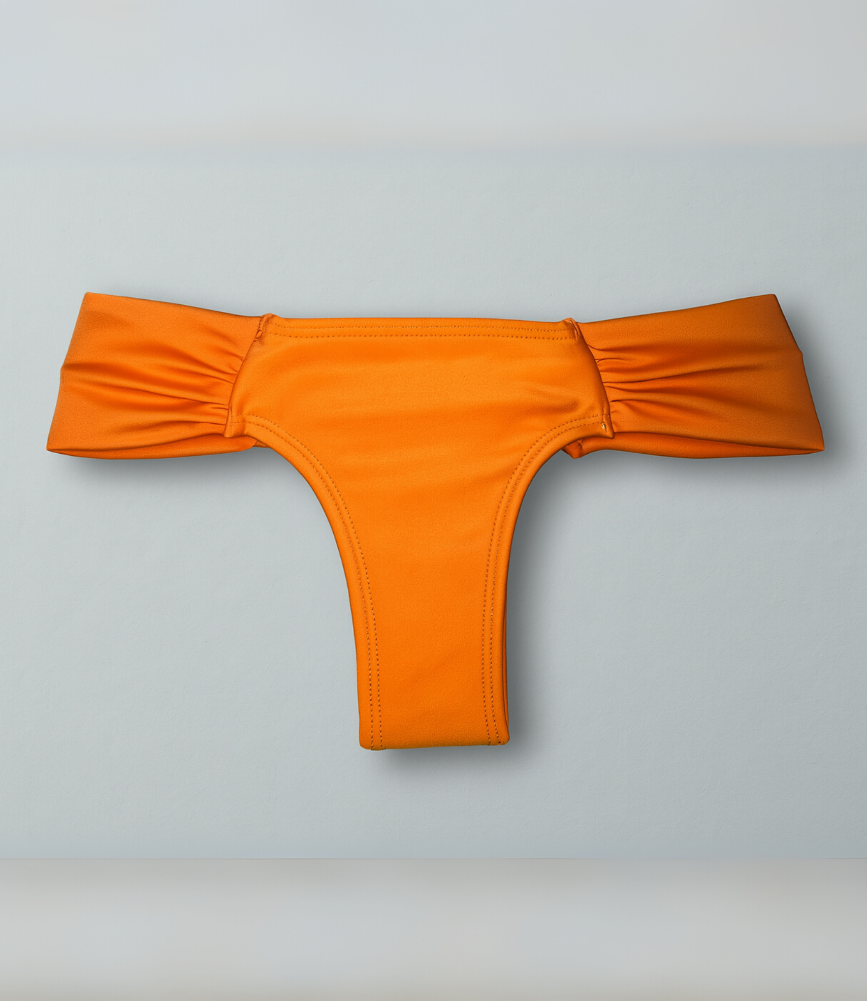 Calcinha Laterais Largas Lisa