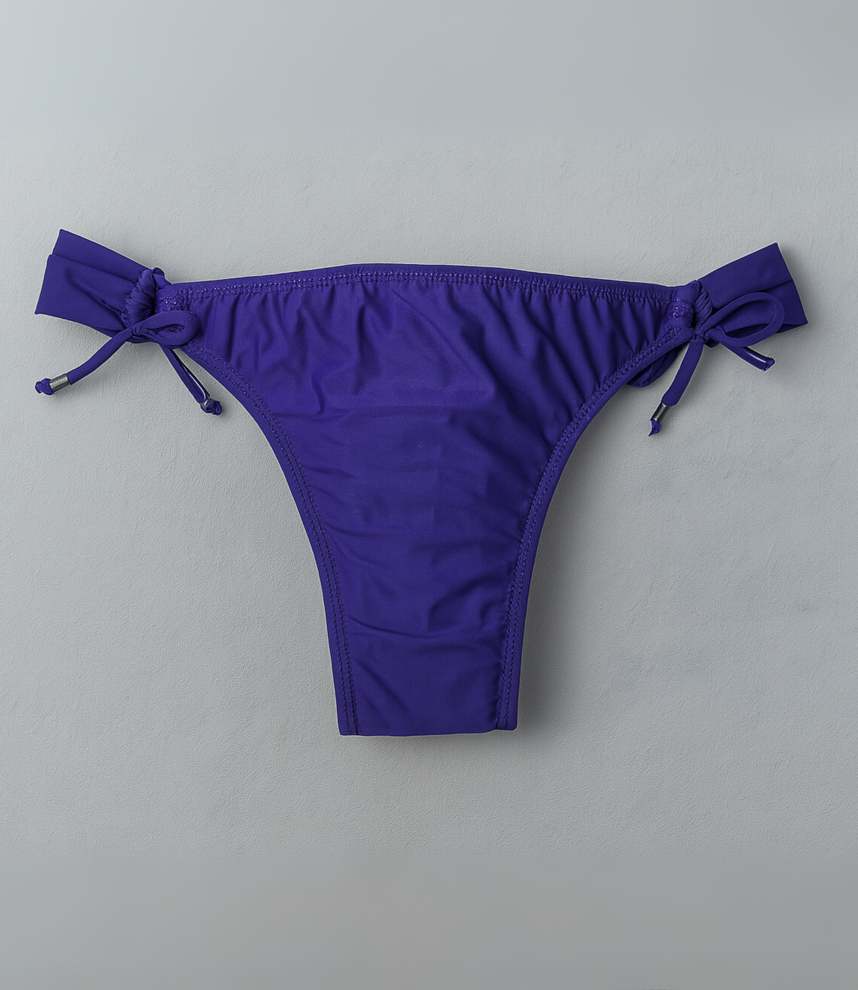 Calcinha Biquíni de Amarração Lateral Franzida