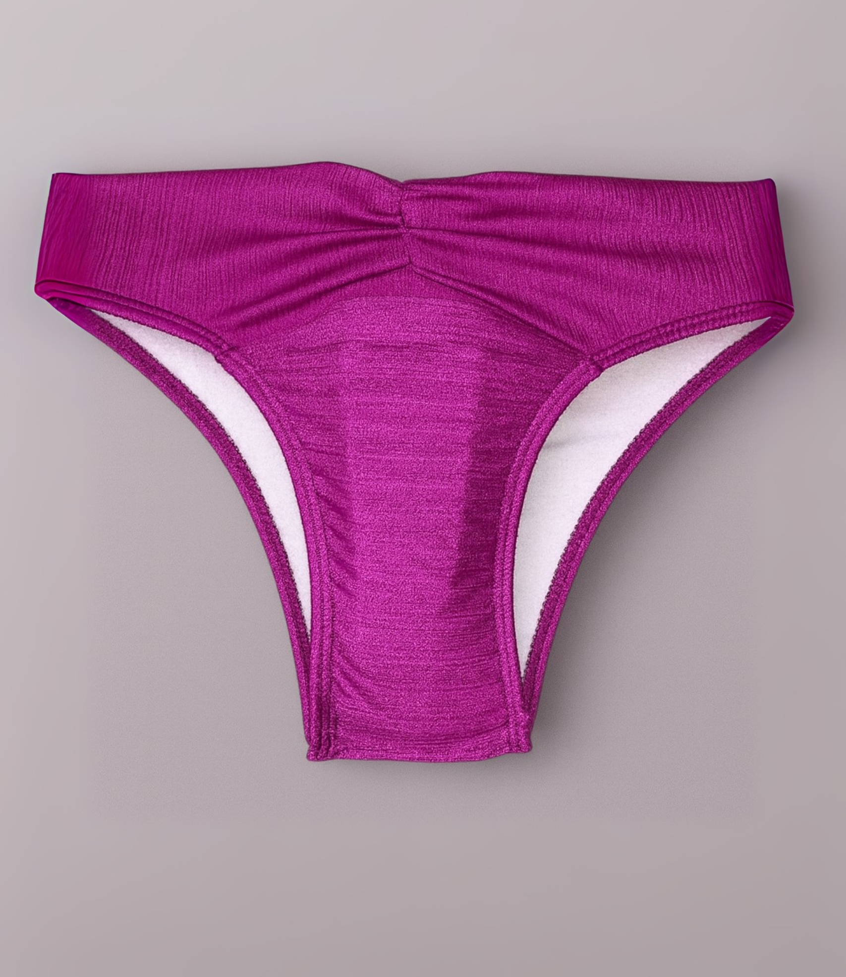 Calcinha de Biquíni com Franzido Frontal Trilobal Liso