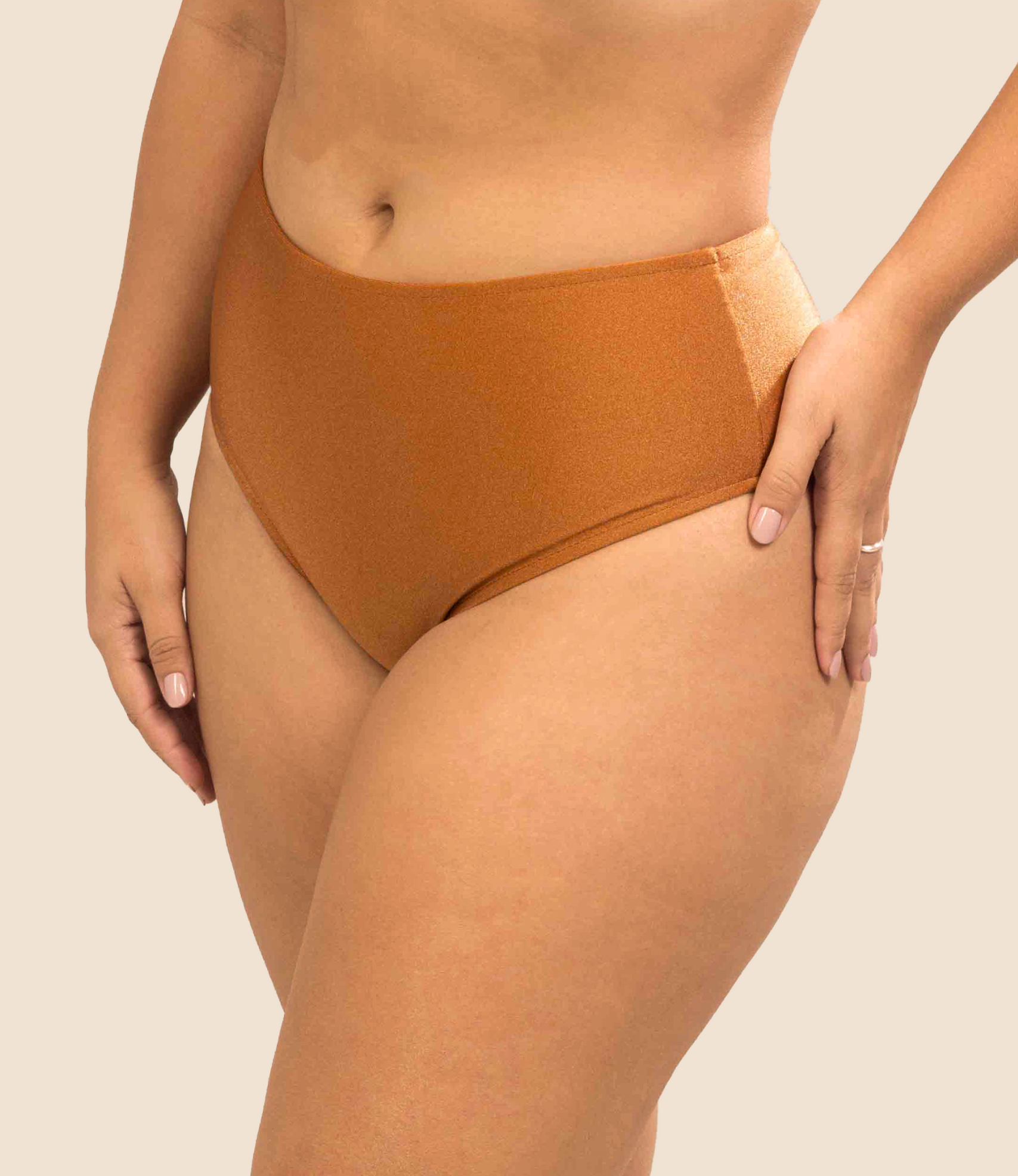 Calcinha de biquíni hot pants lisa Alice