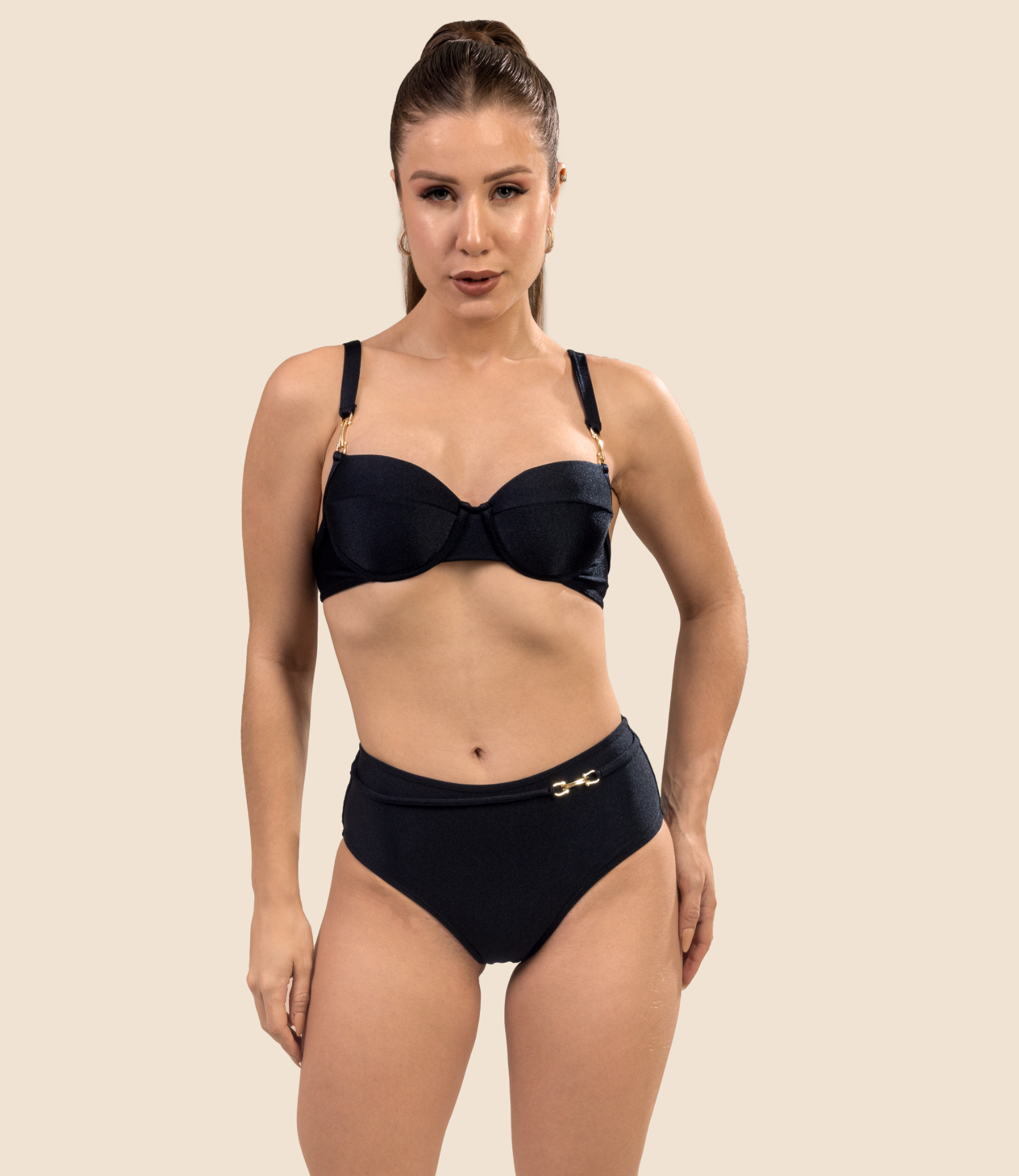 Top Meia Taça Liso Cléo + Calcinha Hot Pants Lisa Bianca