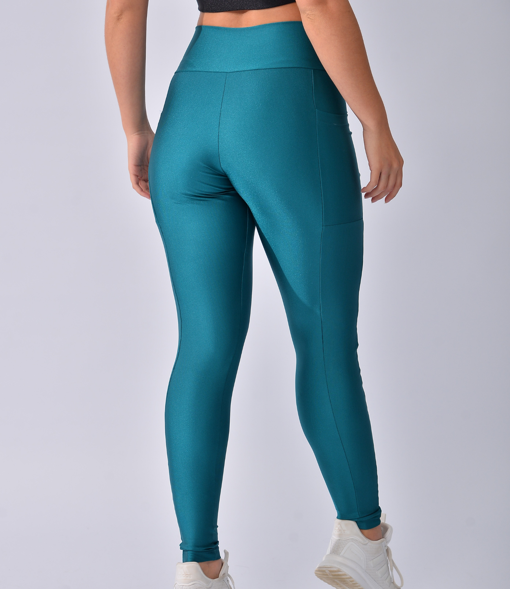 Calça Legging  Lisa Trilobal com Bolsos Laterais Pulse