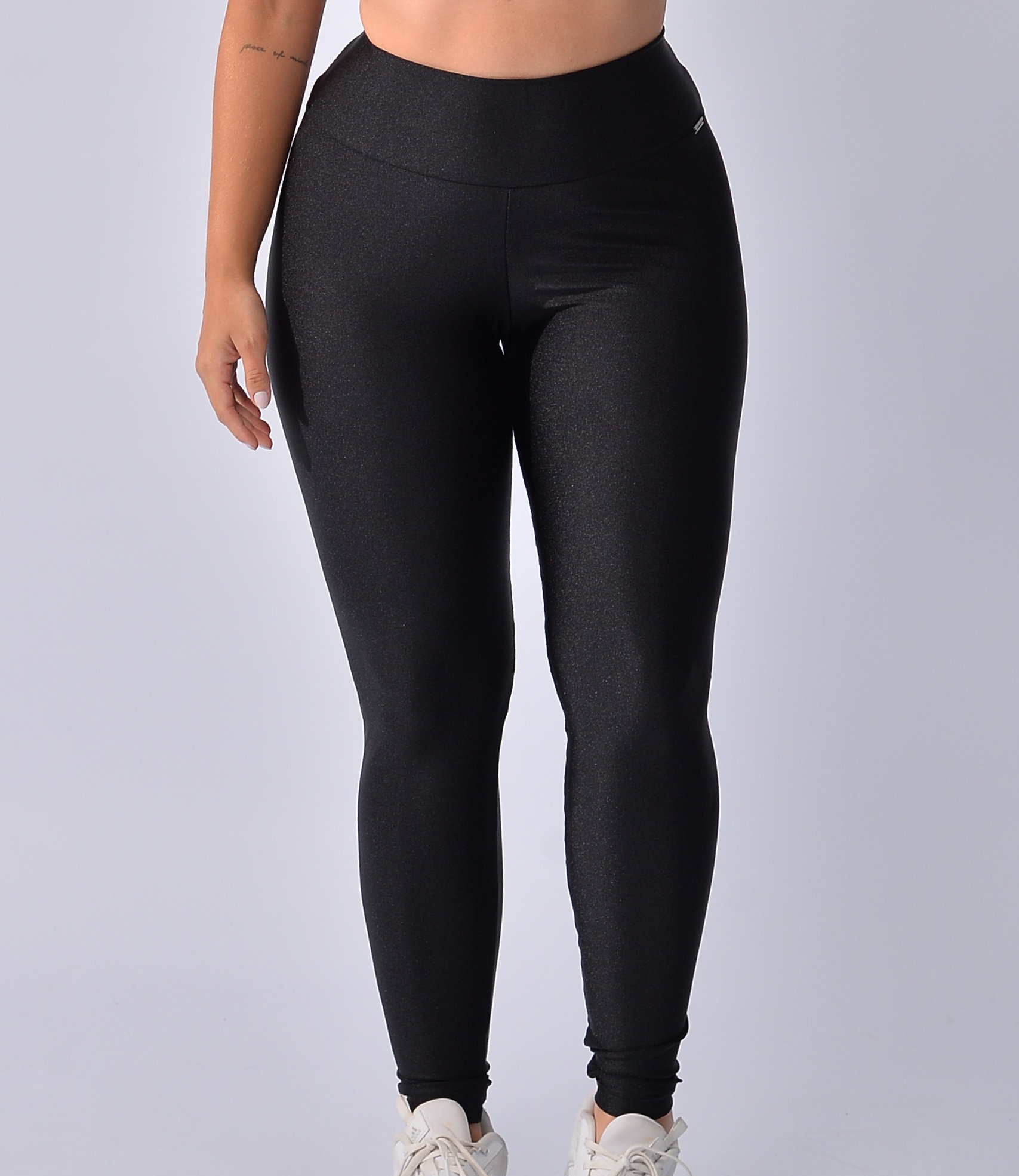 Calça Legging Lisa Trilobal com Bolso No Cós Pulse