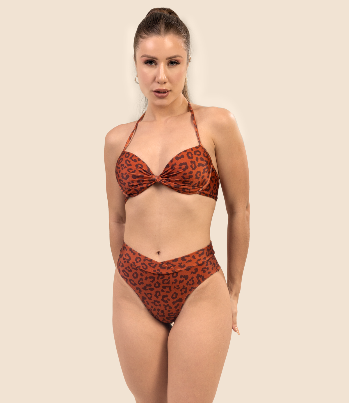 TOP MEIA TAÇA MIRELA + CALCINHA HOT PANTS MARTINA