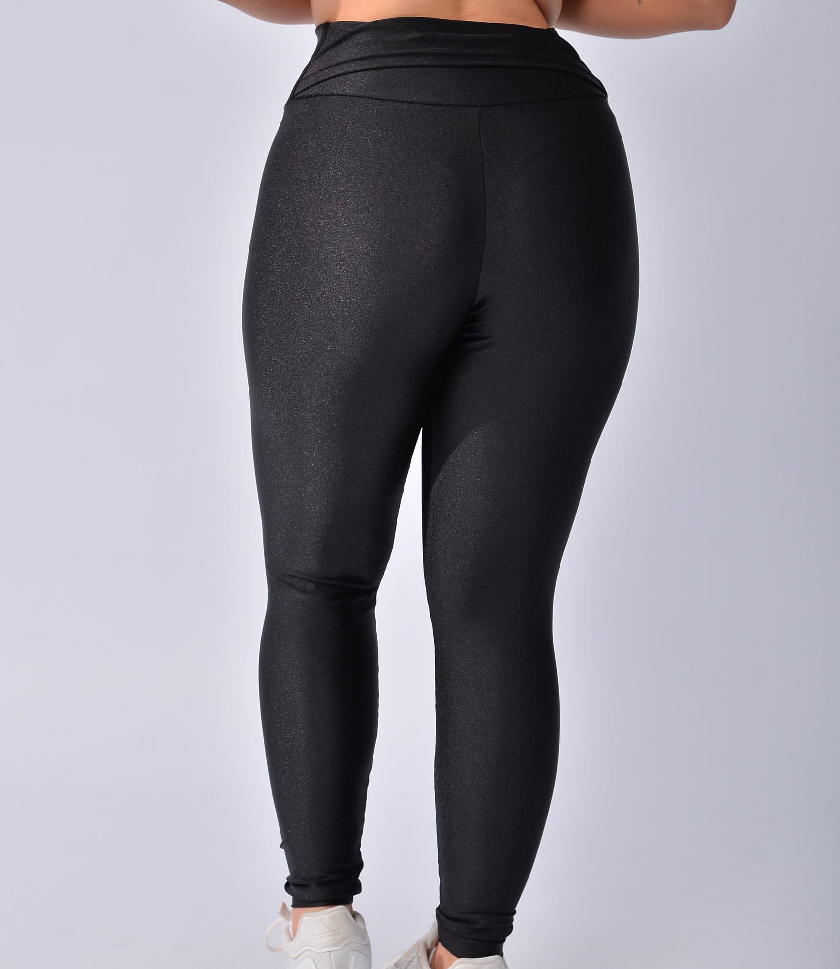 Calça Legging Lisa Trilobal com Bolso No Cós Pulse
