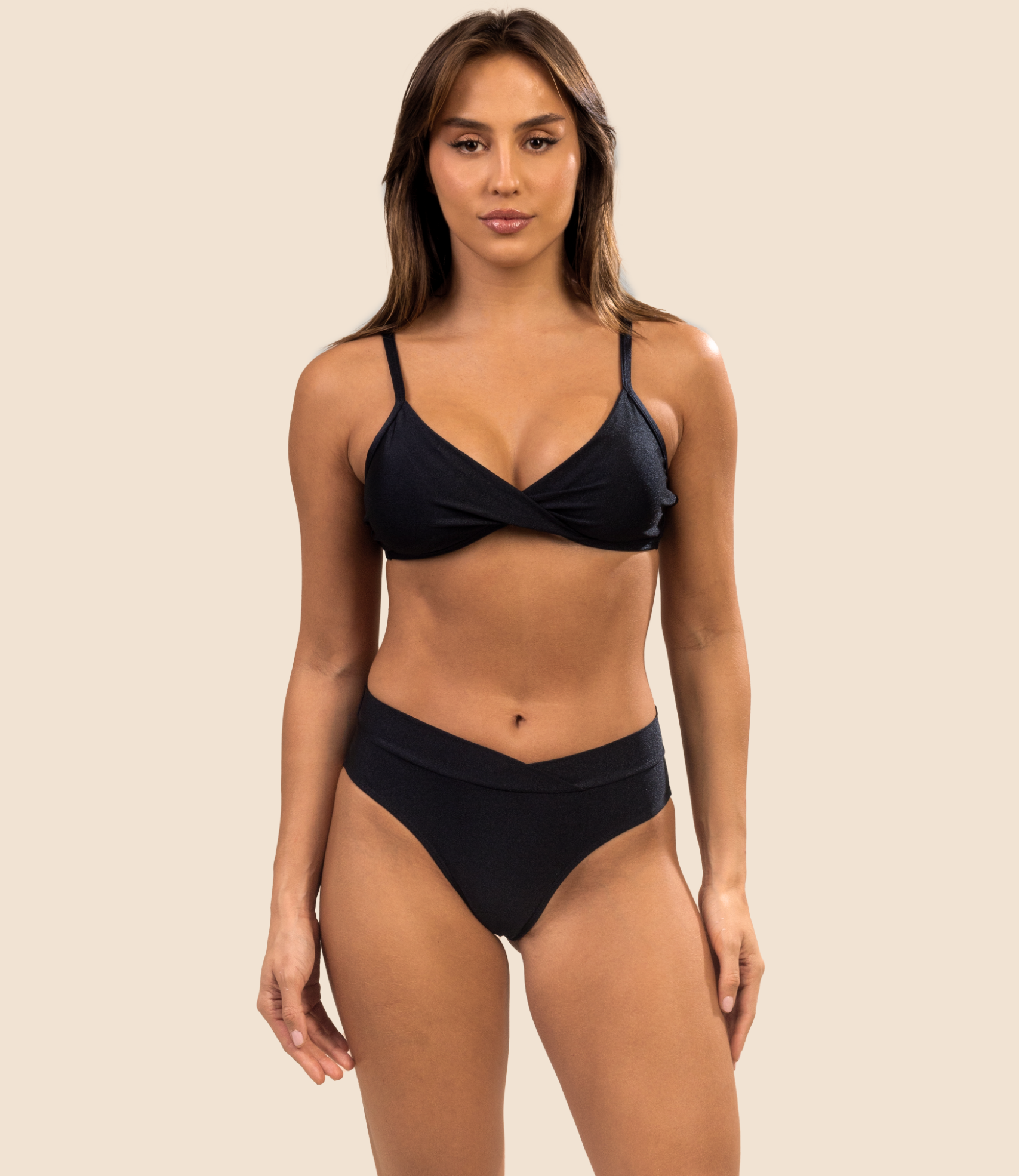 Top Meia Taça Liso Kiara + Calcinha Hot Pants Lisa Martina