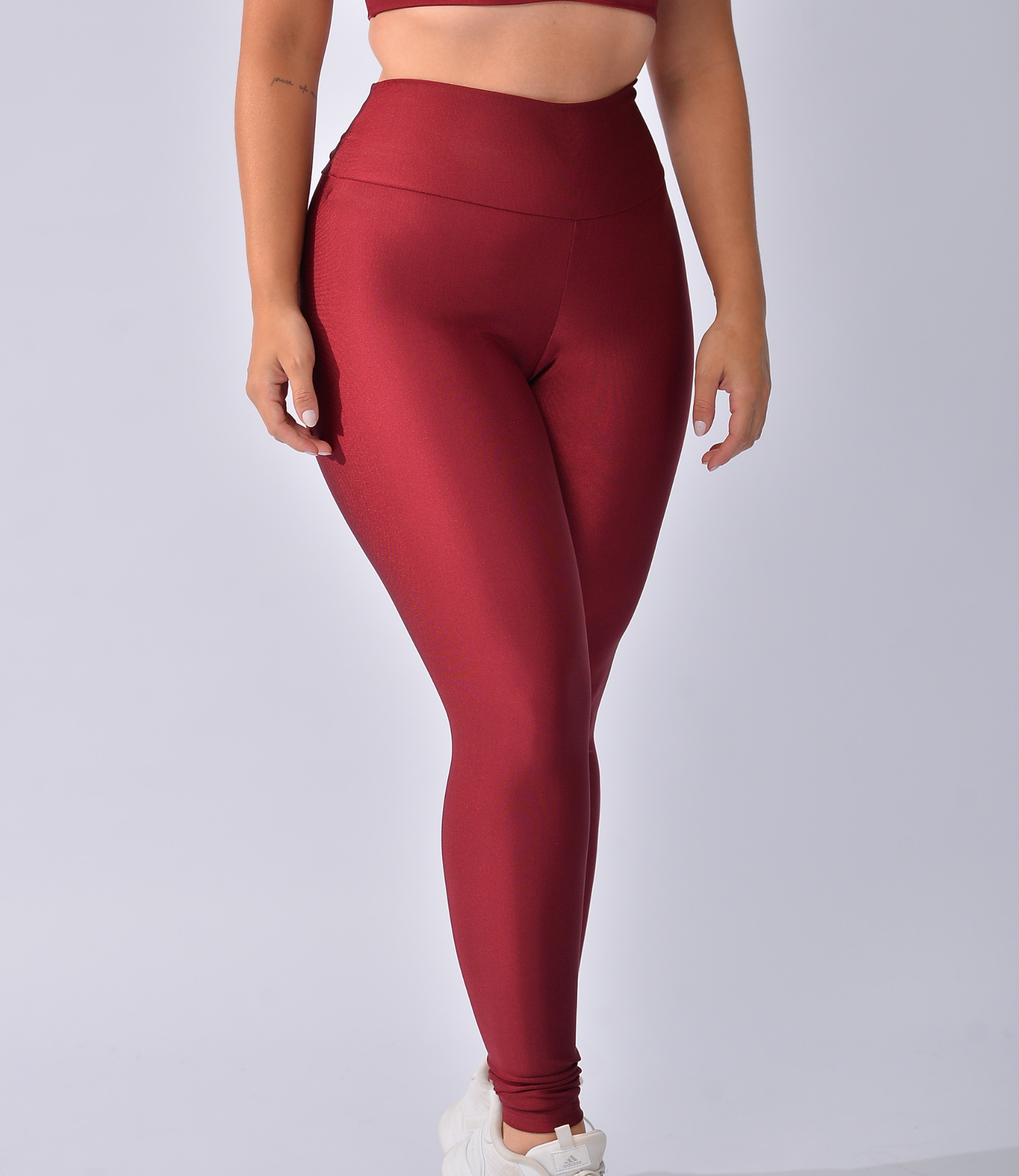 Calça Legging Lisa Trilobal com Bolso No Cós Pulse