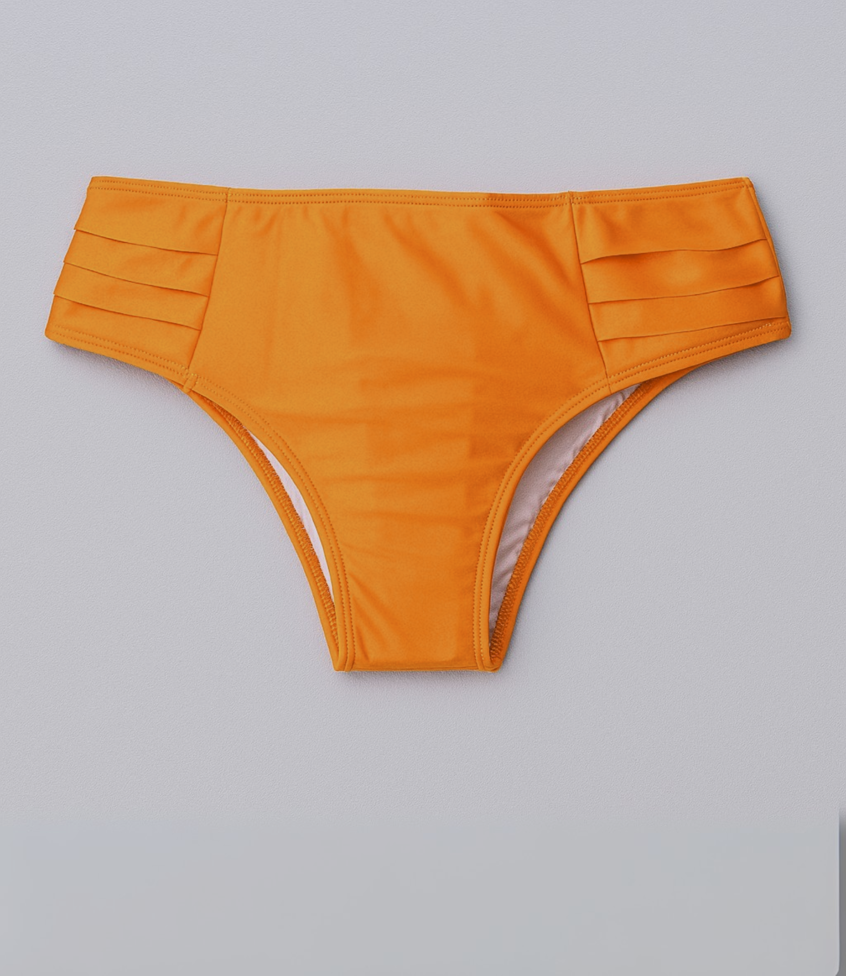 Calcinha Alta Drapeada Lisa