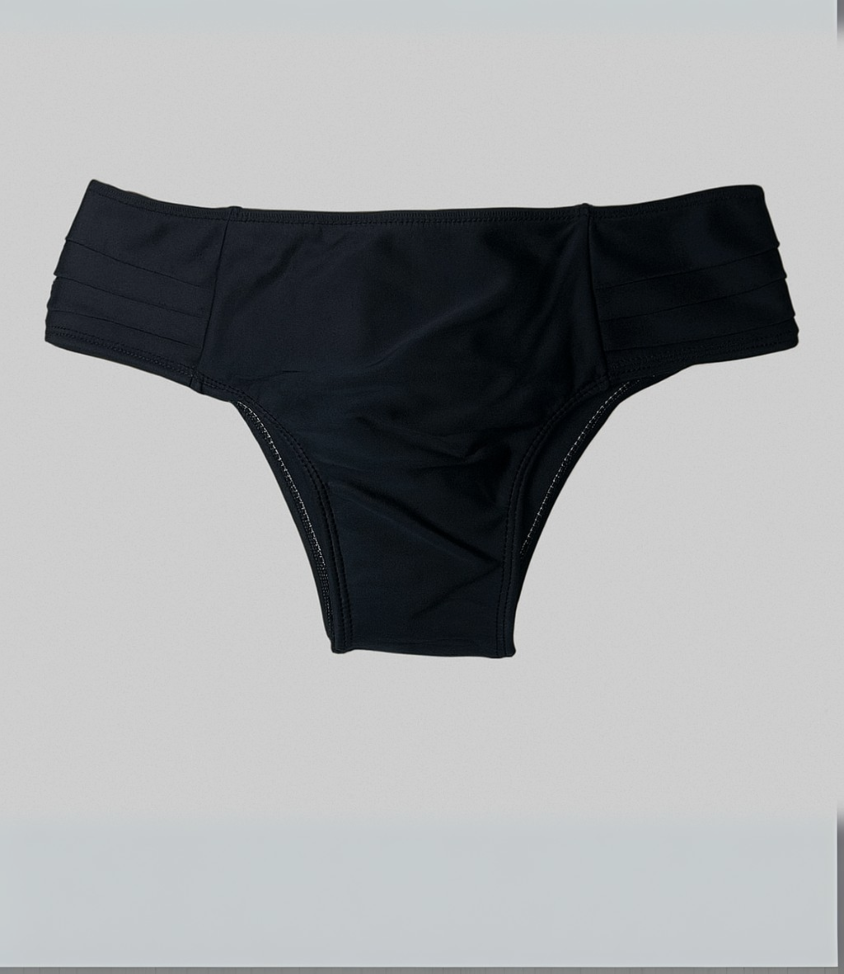 Calcinha Alta Drapeada Lisa